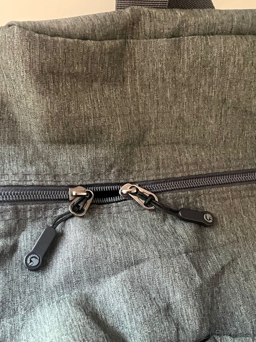 Cestovní lehká taška - 9