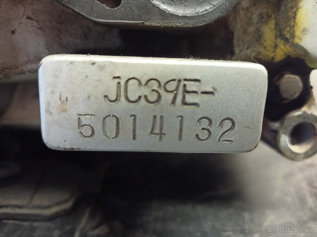 HONDA CBR 125R JC39-E - 9