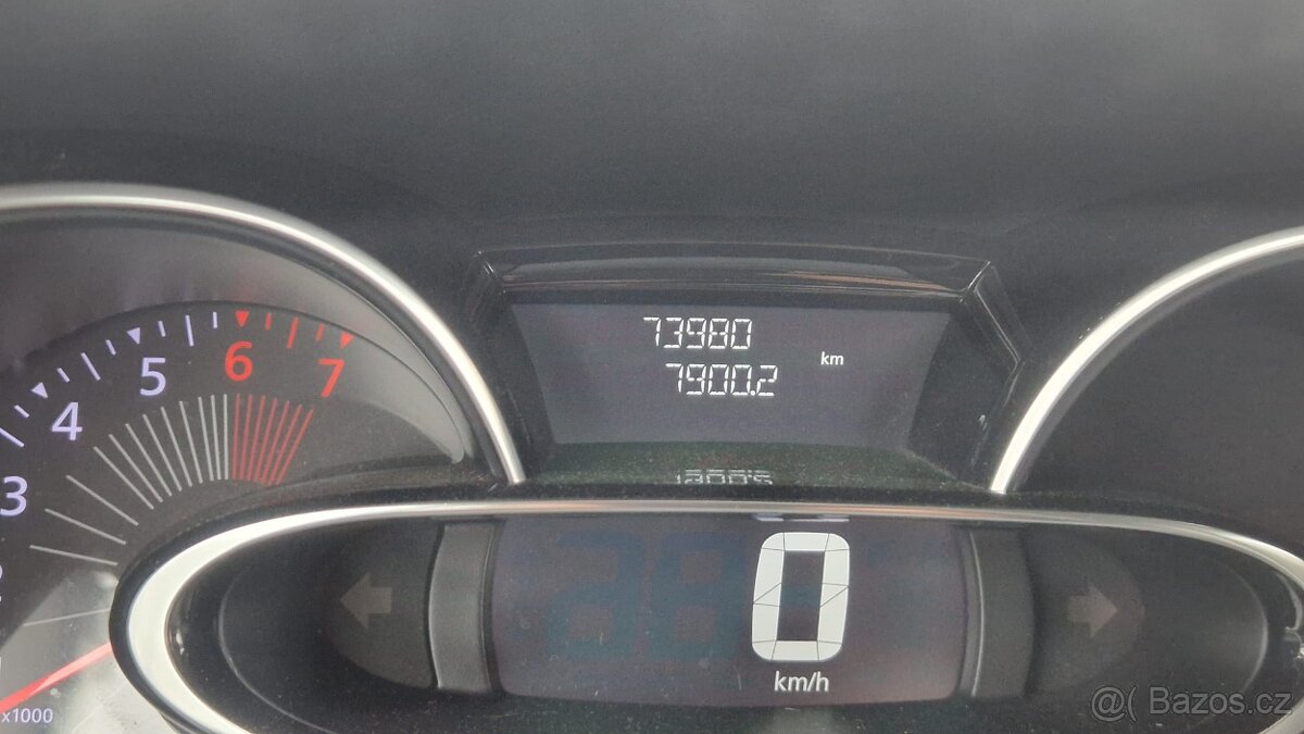 Renault Clio, 1.2i 54kW, 74tis. najeto - 9