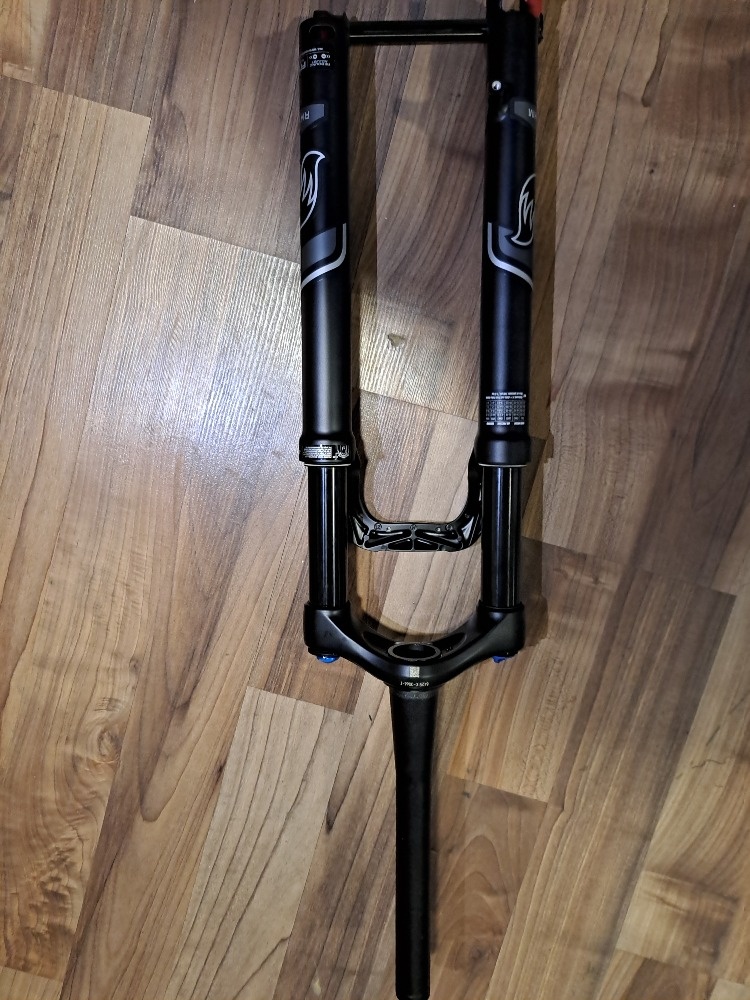 NOVÝ nepoužitý karbonový rámový set KTM Myroon SE 29er + vid - 9