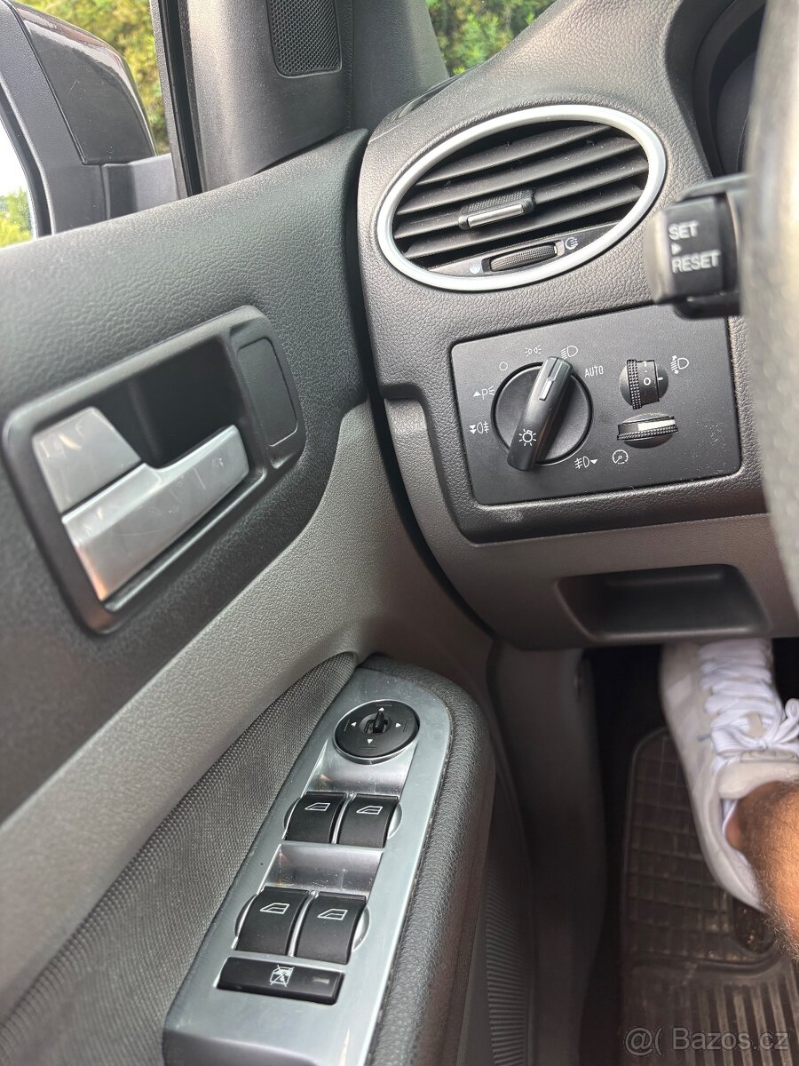 Ford Focus ST 225 2009 - 9