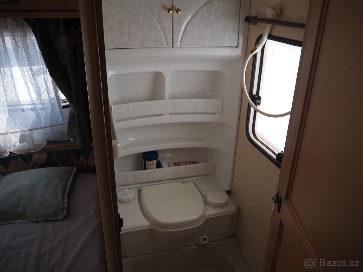 HOBBY EXCLUSIVE 440 obytný karavan, POJEZD, TOP STAV + VÝBAV - 9