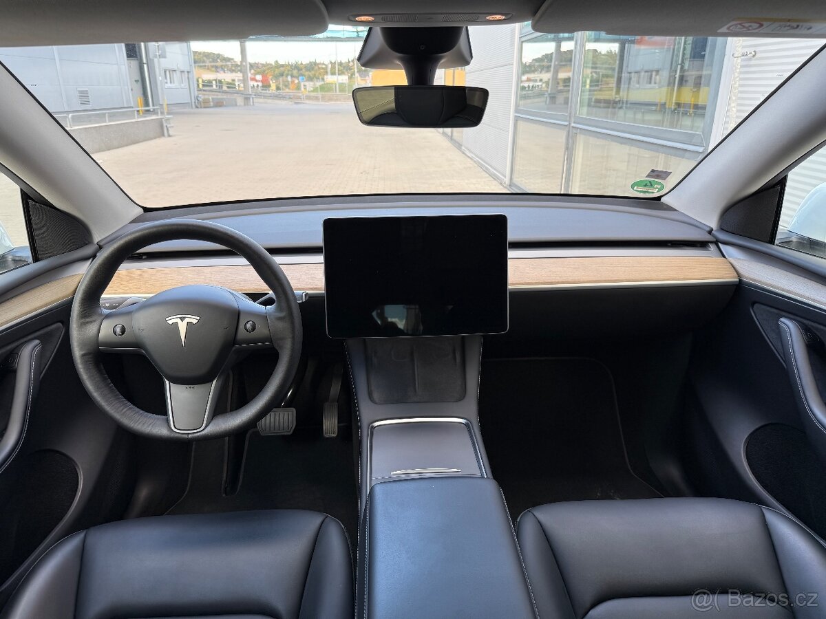Tesla Model Y Long Range 4x4 záruka 2030 DPH - 9