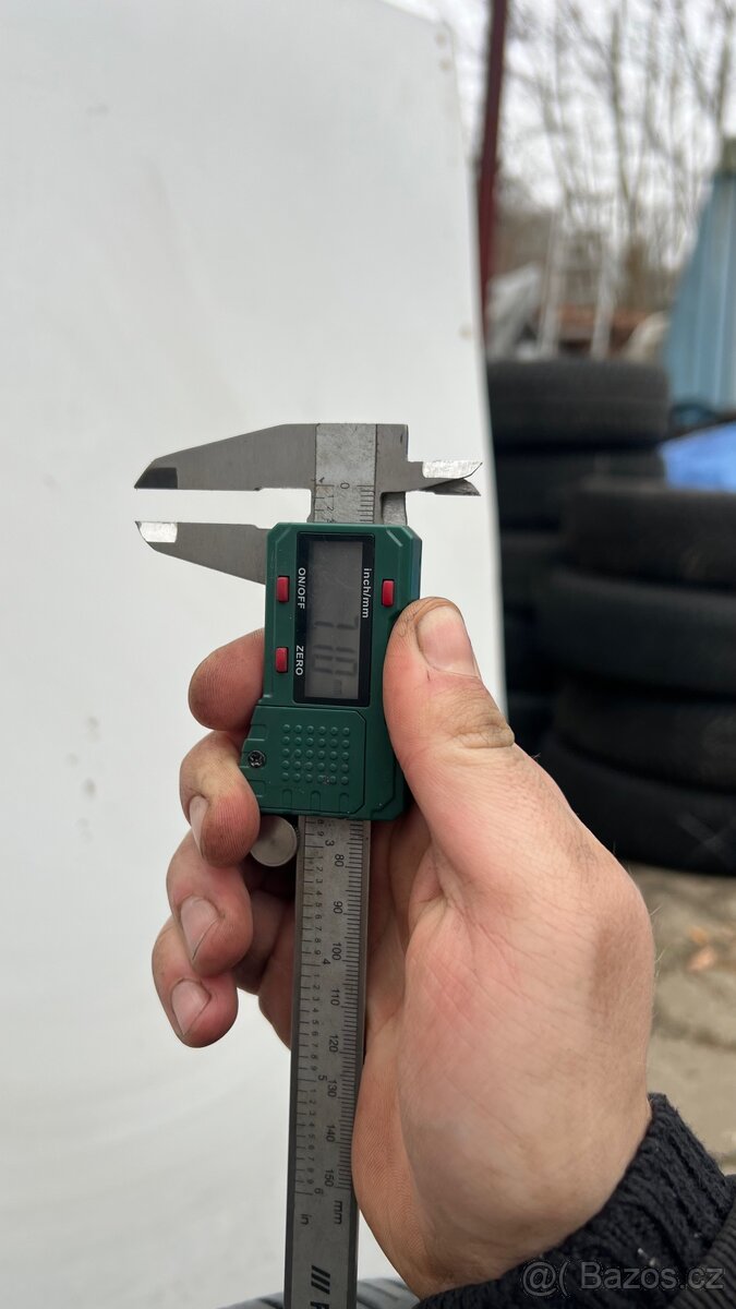 Sada zánovních letních ALU kol Škoda |5x112; 225/45/17| - 9