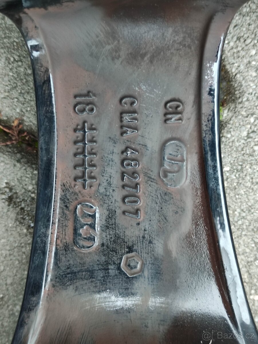 ALU LITÁ KOLA BORBET 17" , 5x114,3mm , - 9