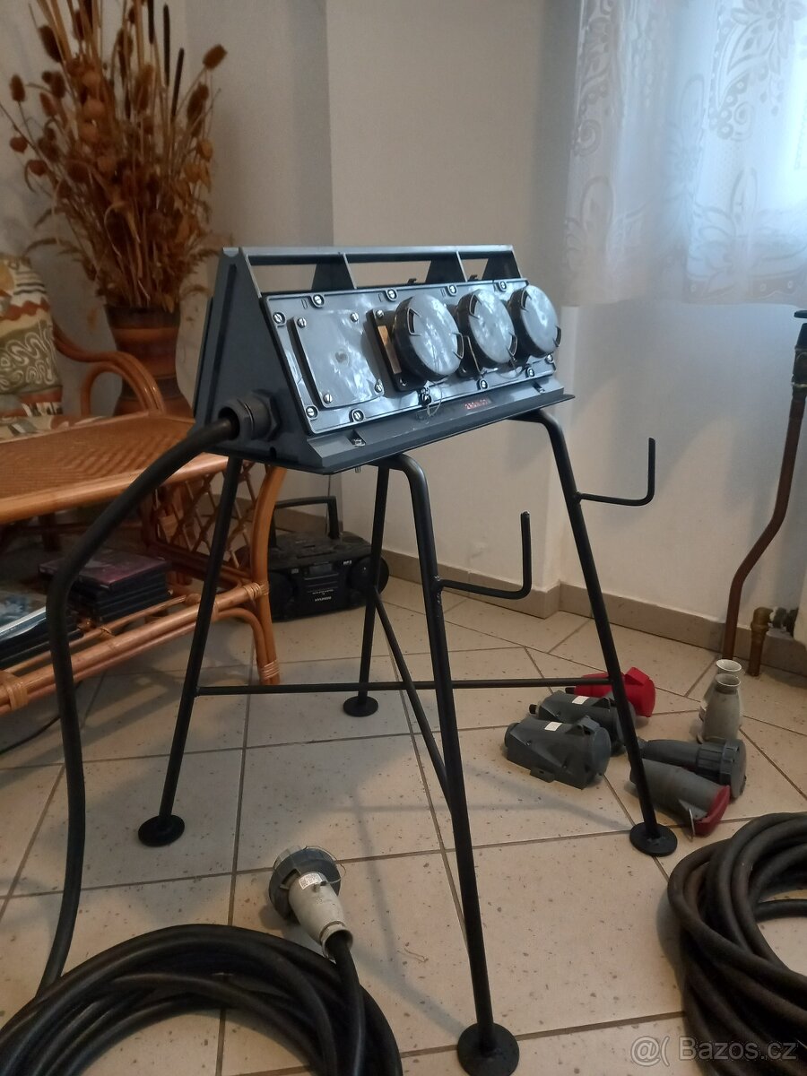 Rozvaděč 6x380V-32A TOP - 9