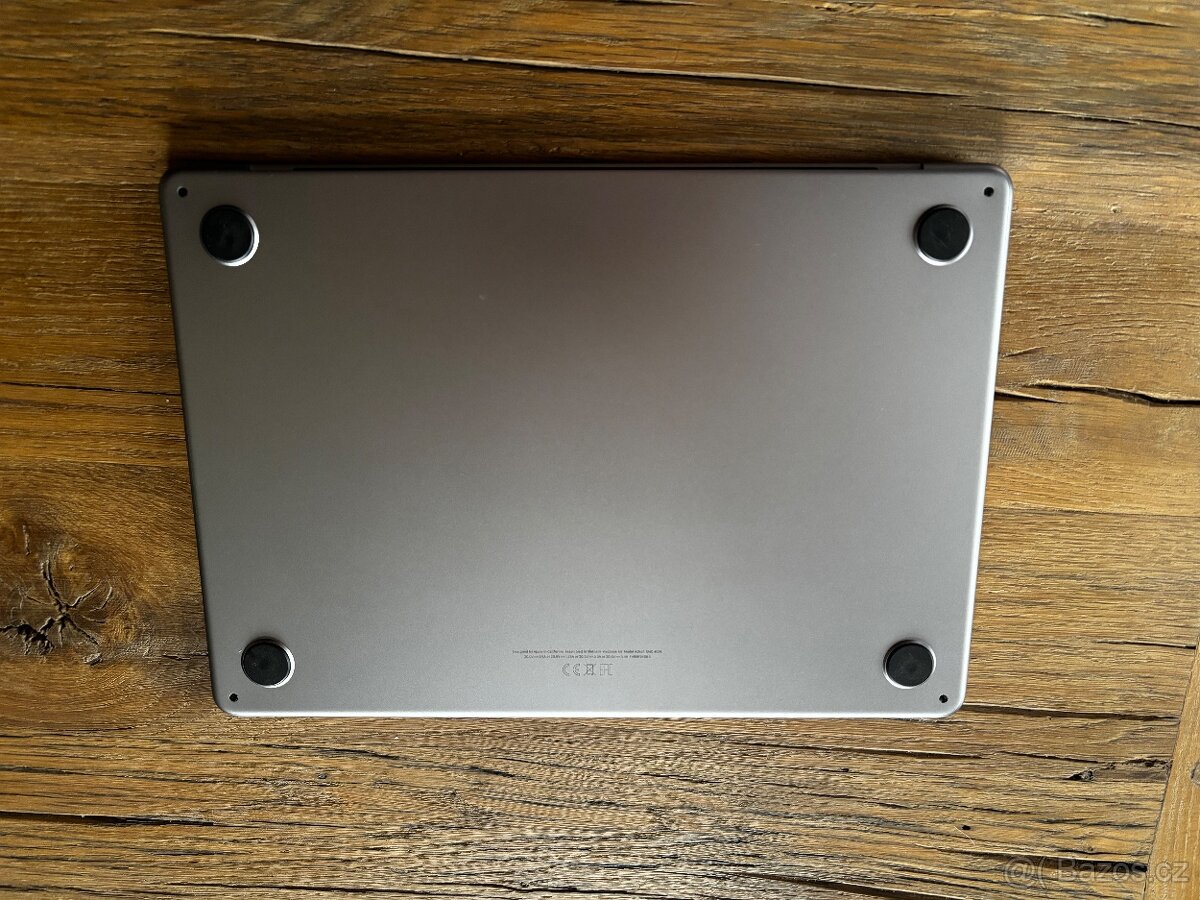 MacBook Air 13,6 M2 - 9