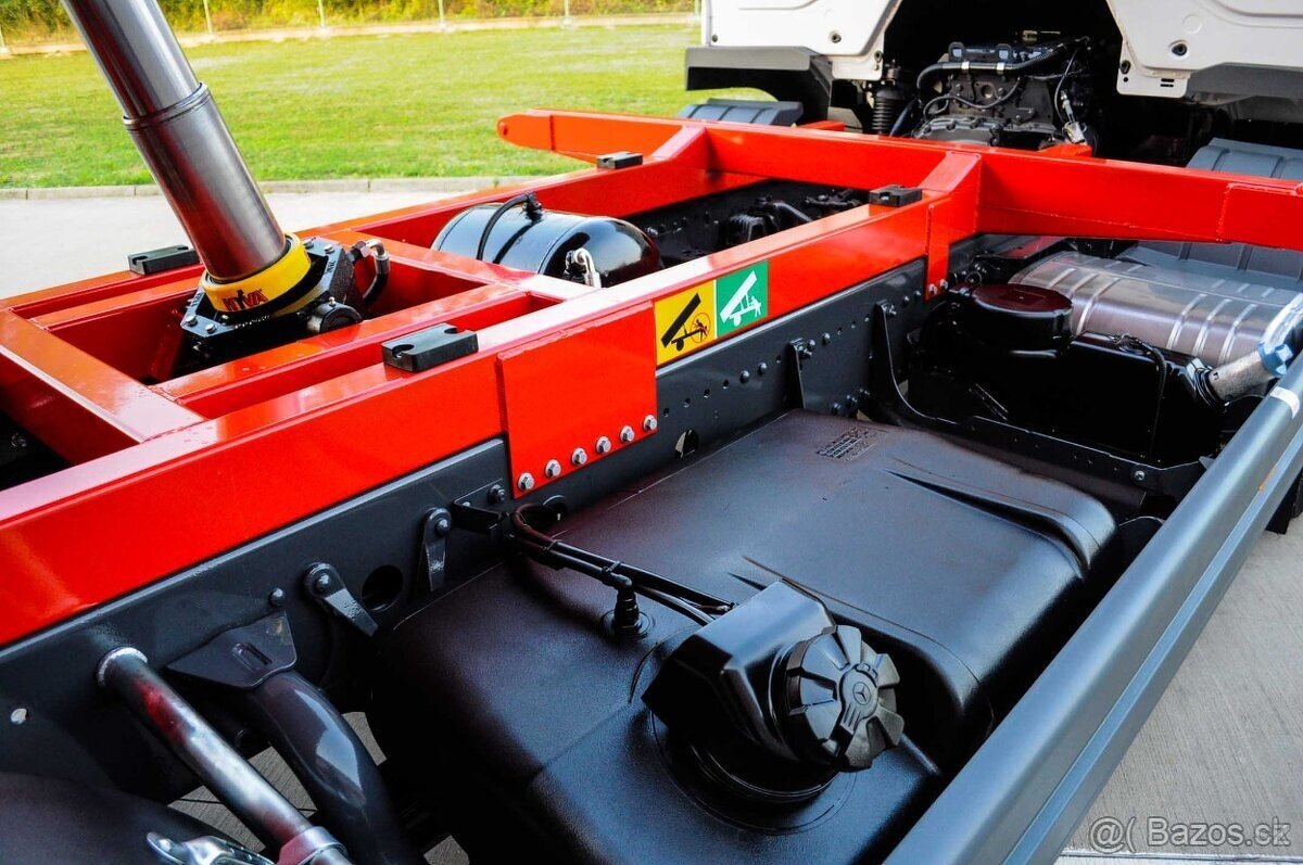 MERCEDES ATEGO 1218 TŘÍSTRANNÝ S3 - SKLÁPĚČ - VYKLÁPĚČ EURO5 - 9