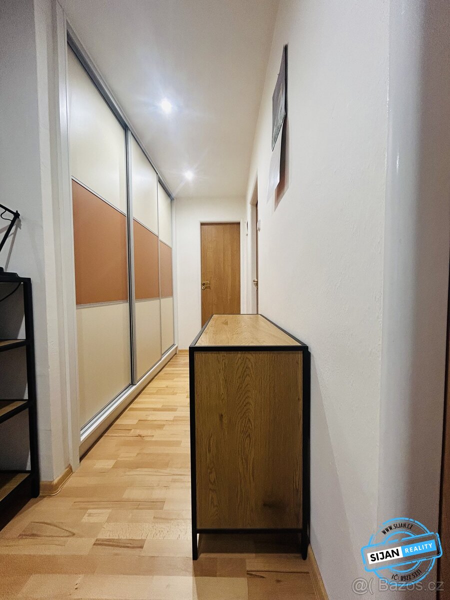 Prodej bytu 4+1 90 m² s garáží, Krnov - Pod Cvilínem - 9