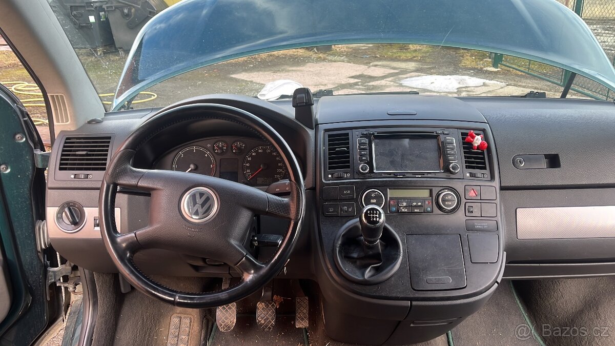 Prodám vw t5 Multivan 2.5tdi 128 kw - 9