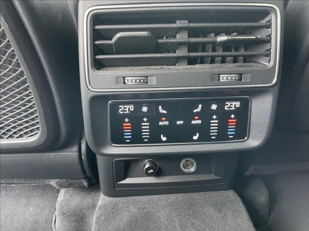 Audi SQ8 TDI quattro,ČR,B&O,1.Majitel,DPH,02/2020 - 9