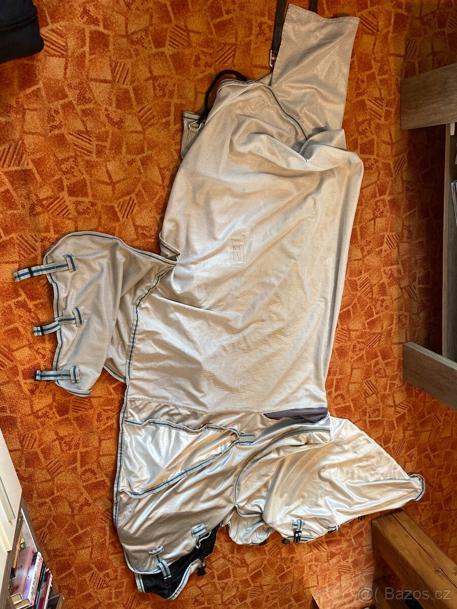 Dečky, síťovka, přepraváky, martingal = FULL - 9