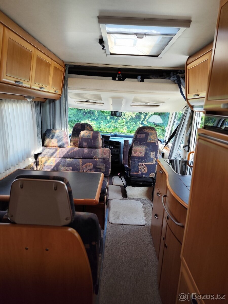 Obytný obytné auto Hymer 654 - 9