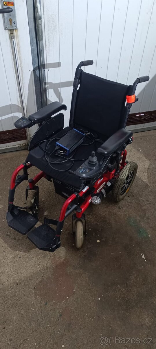Elektrický invalidní vozík - 9