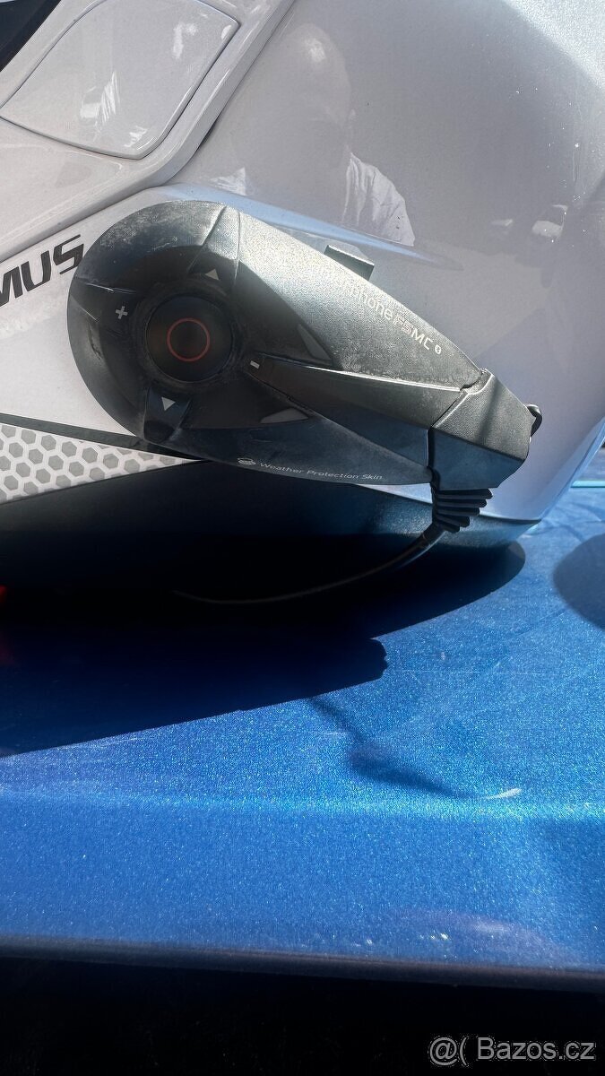 Helmy AXXIS s interkomem - 9