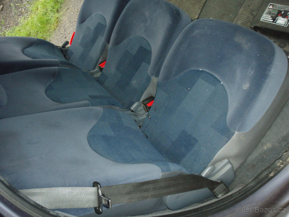 CITROEN XSARA PICASSO 1.6i 8V rv 2005 - 9