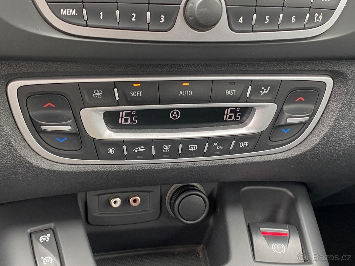 Renault Grand Scénic 1.6 dCi , 96 kW nafta, 2011 - 9