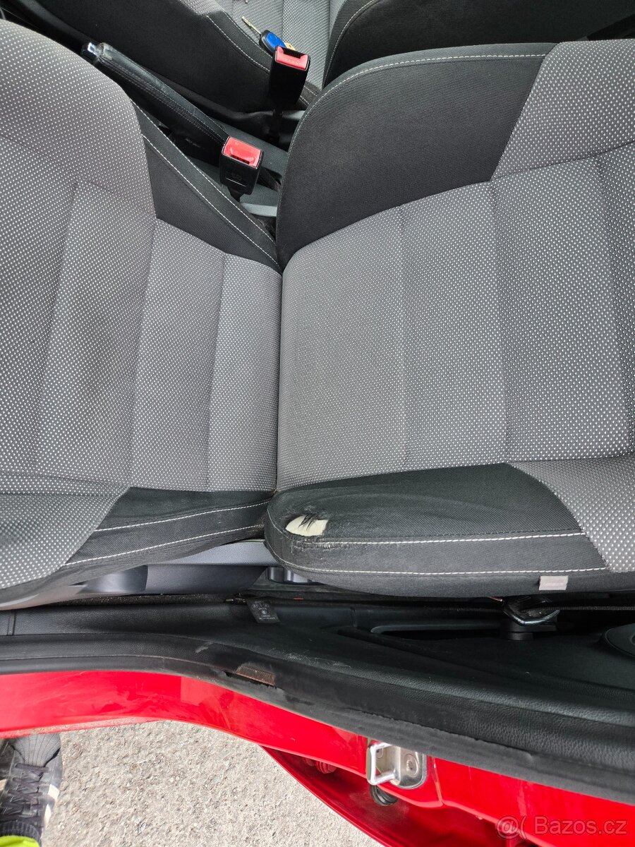 Roomster 1.6i 77kw - 9