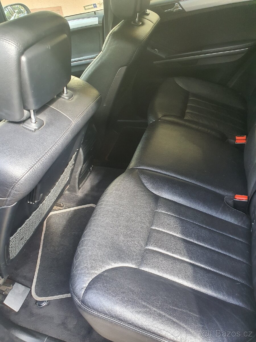 Mercedes-Benz ML 320CDI - 9