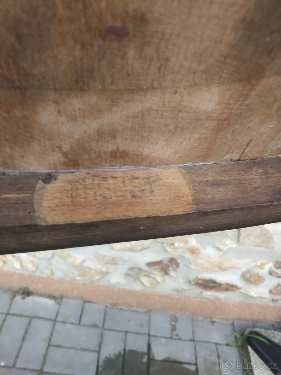 Židle Thonet, v porenovačním stavu. - 9