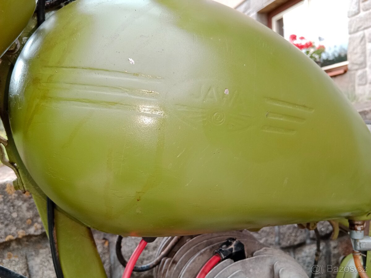 Jawa 350 pérák - 9