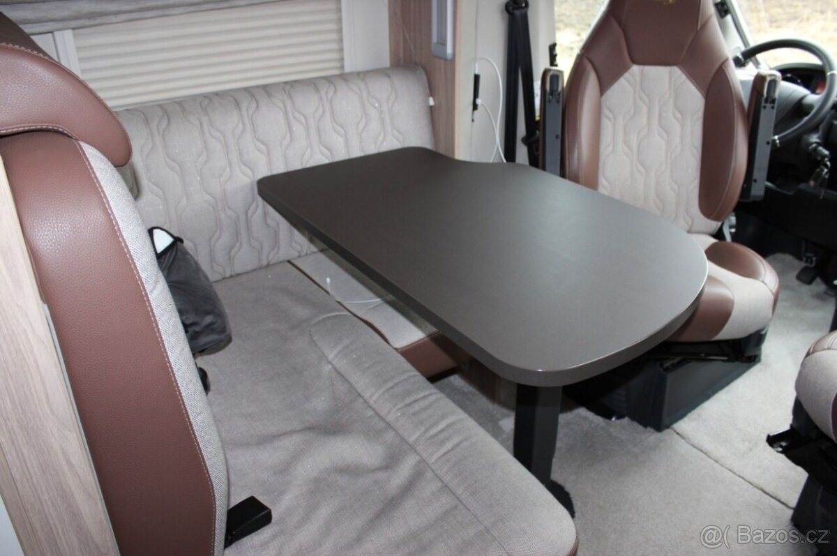 BURSTNER IXEO 710 - 9