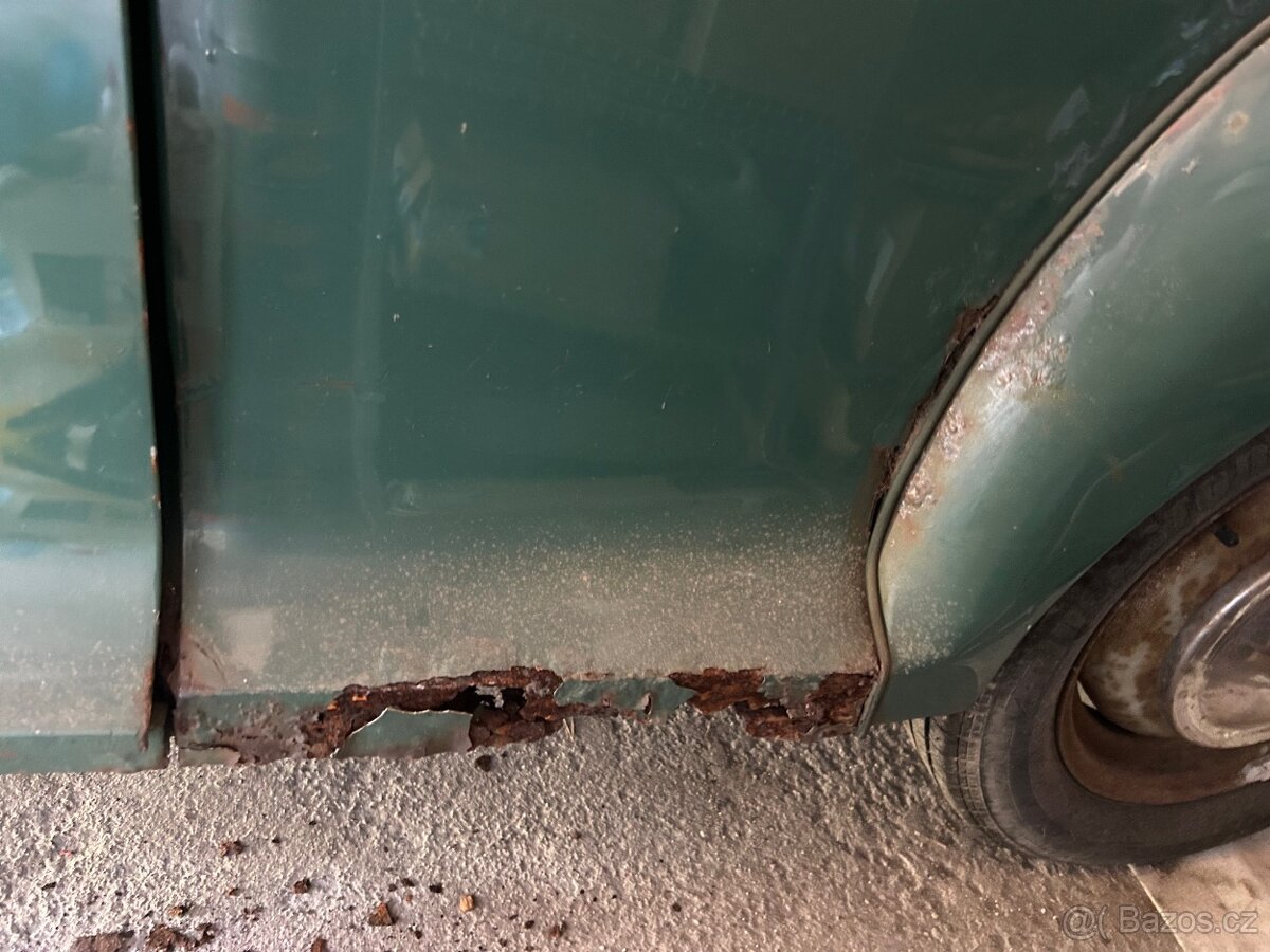 Morris Minor 1000, r.v. 1971 včetně TP - 9