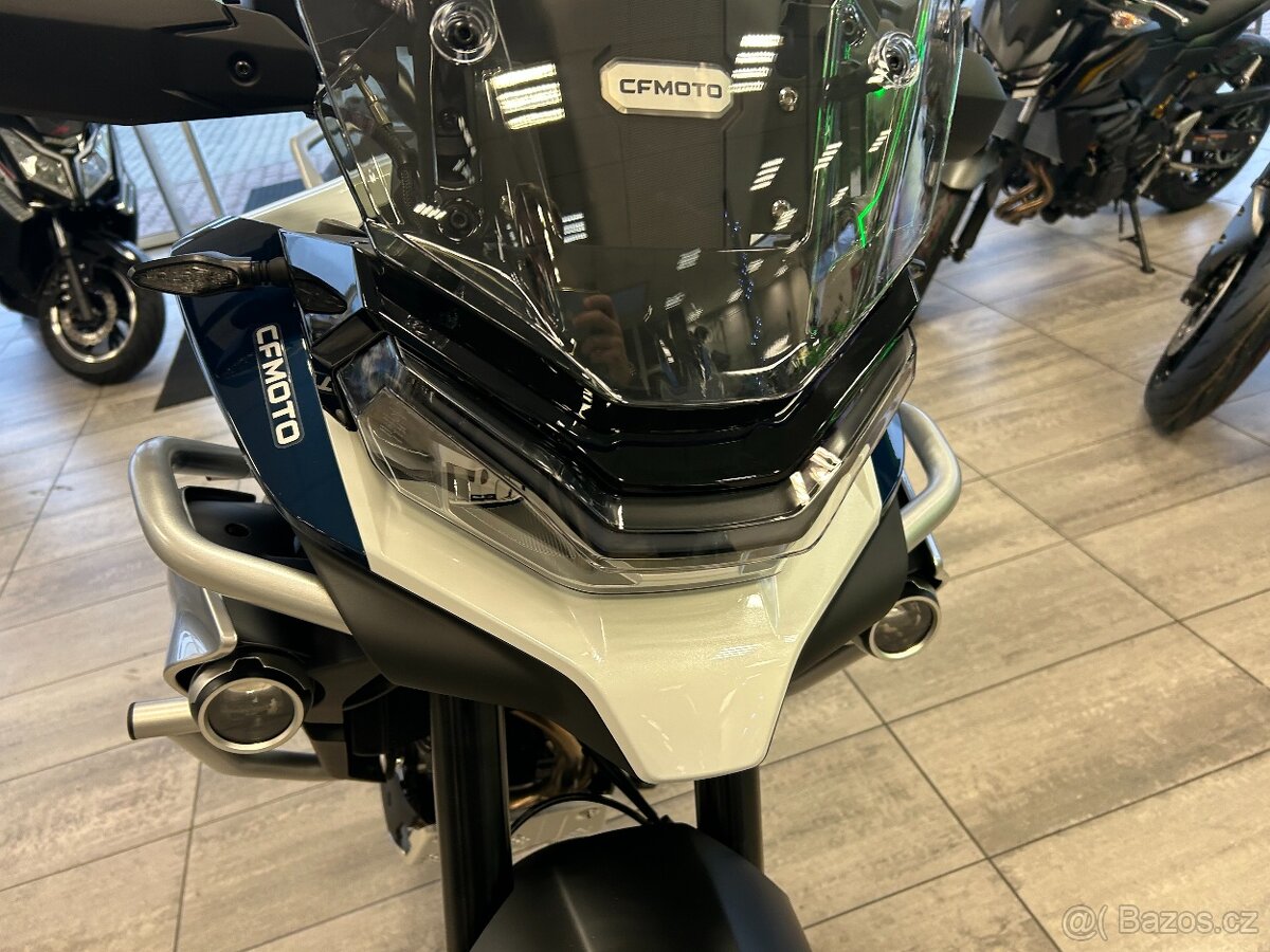 CF Moto MT 800 Explore 2026 - 9