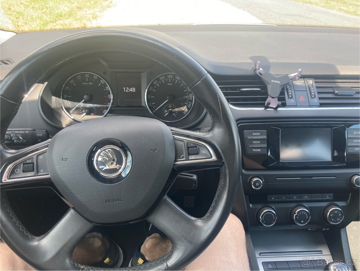 Škoda Octavia 3 1.6 TDi combi - 9