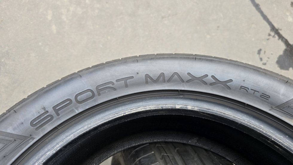 Letní pneu 215/55/17 Dunlop - 9