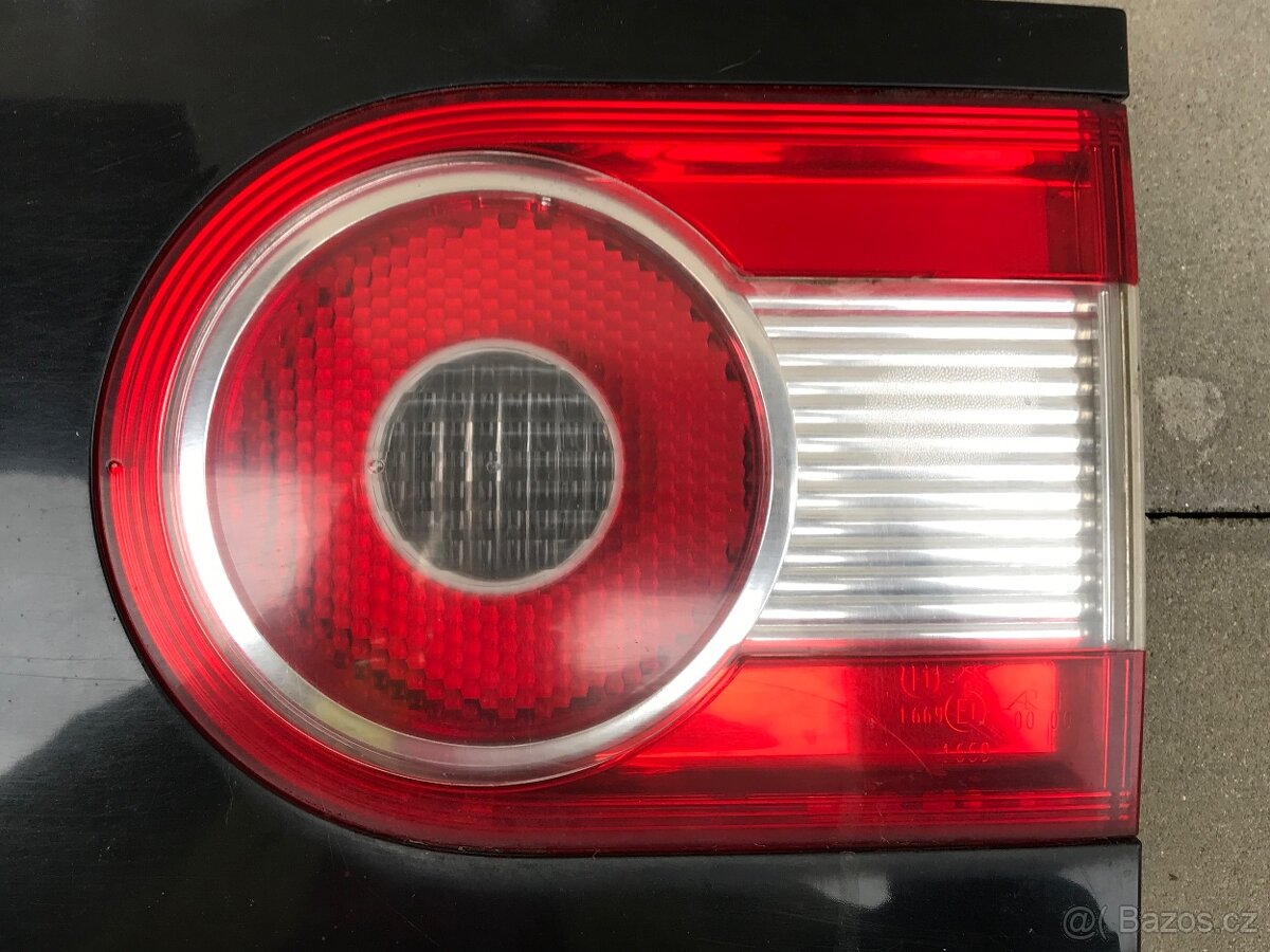 VW Sharan FL kapota zadní světla - 9