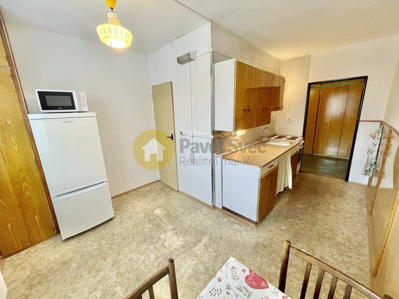 Pronájem bytu 2+1, 62 m2, lodžie, sklep, ul. Bezděkovská, St - 9