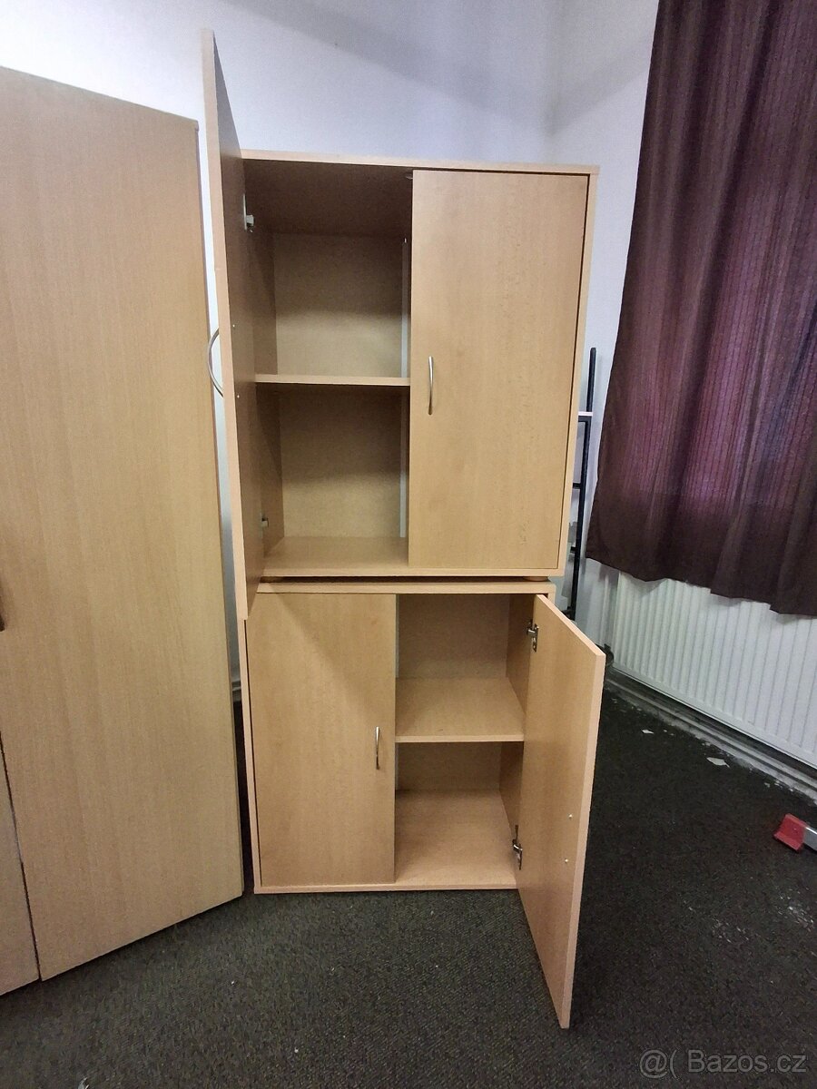 PRODÁM 2 SKŘÍNĚ A 2 SKŘÍŇKY - 9