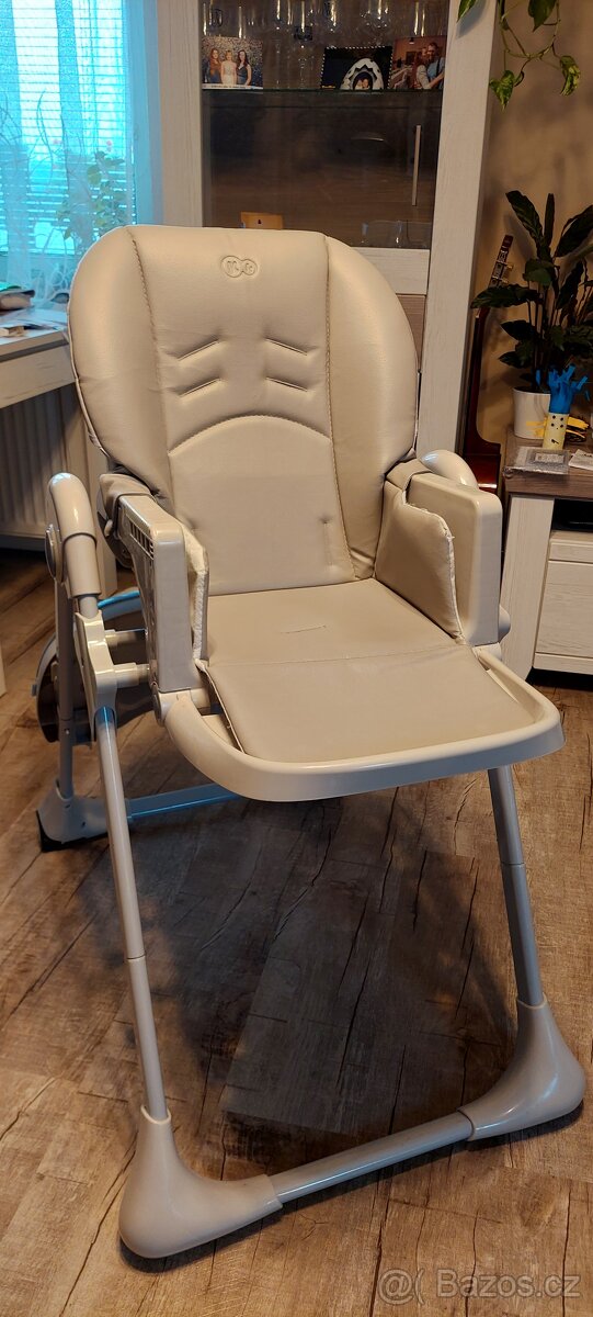 KinderKraft YUMMY jídelní židlička - 9