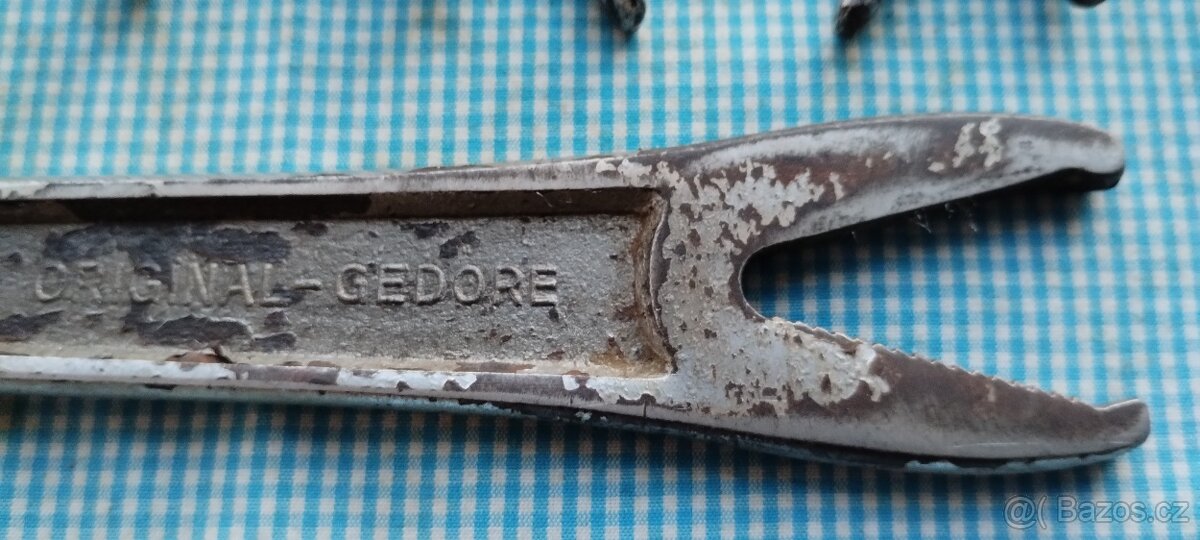 starožitné nářadí,vše funkční - 9