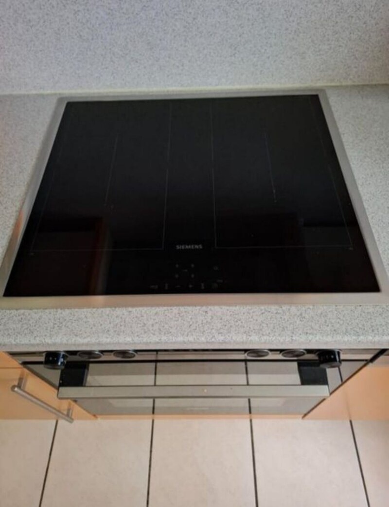 Kuchyně z masivní břízy ses potřebiči, 4499 - 9