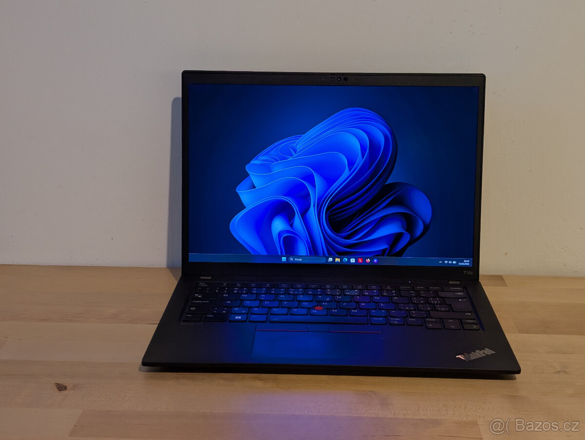 ThinkPad T14s Gen 4 OLED, 7840U, 32 GB RAM, záruka 11/2026 - 9