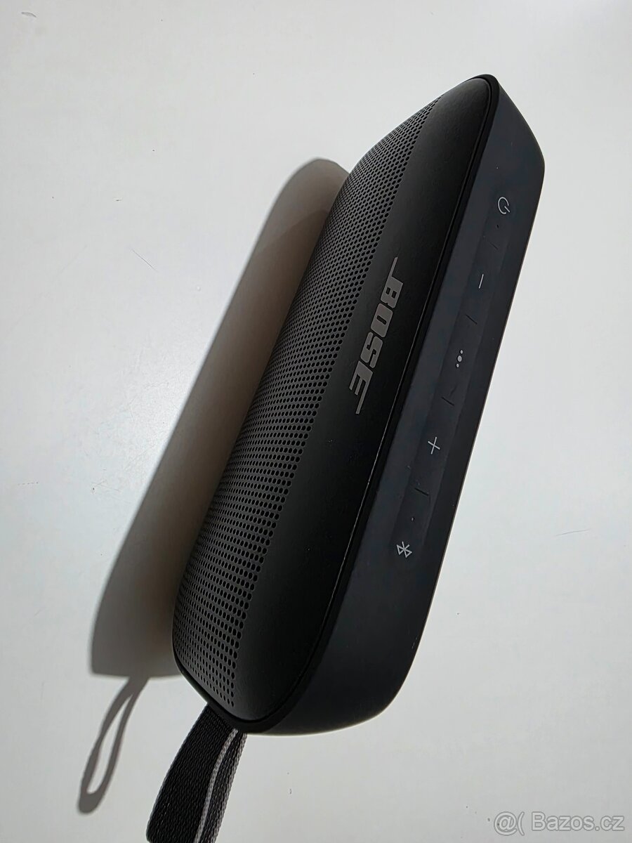 Bose Soundlink Flex - 9