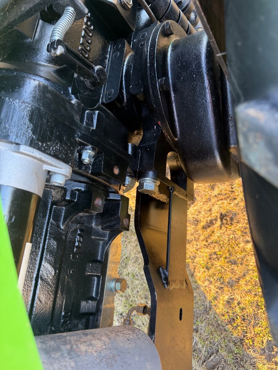 Traktor malotraktor Salek Prostejov - 9