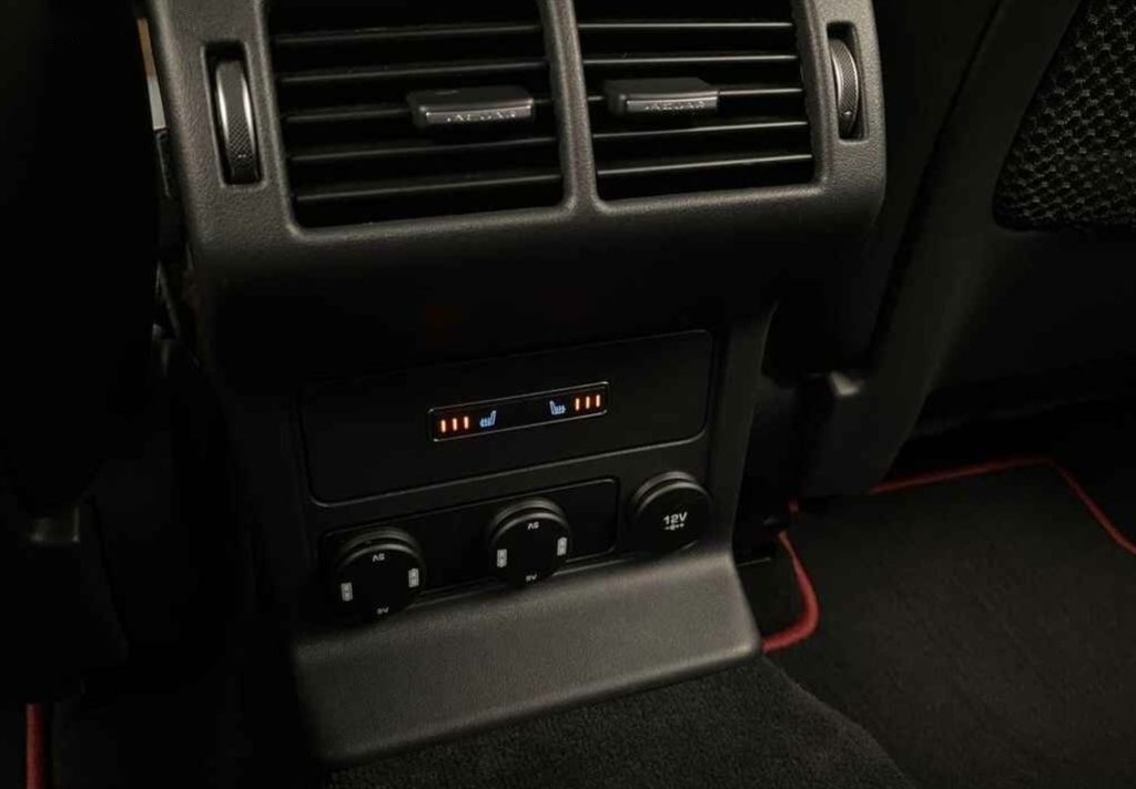 Jaguar F-Pace, 20D PRESTIGE AWD CZ - 9