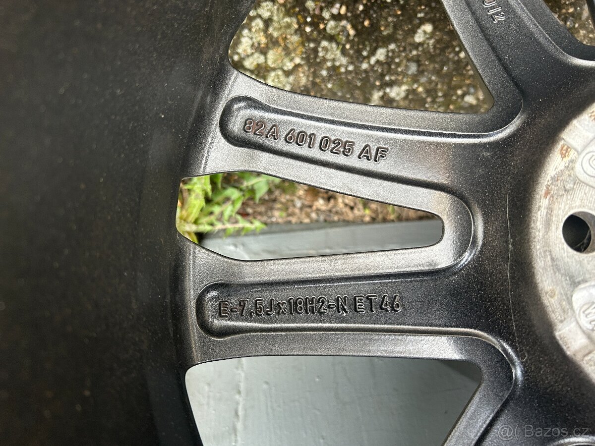 Alu kola R18 5x100 Audi + Letní pneu 215/40/18 Goodyear - 9