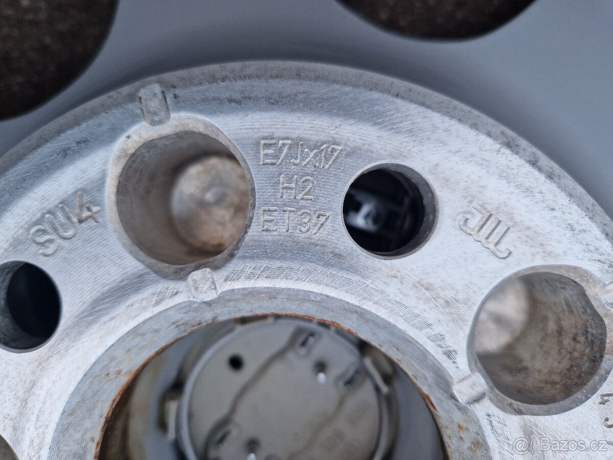 AUDI - ORIGINÁL AL.KOLA+4xZIMNÍ PNEU CONTINENTAL 235/65R17 - 9