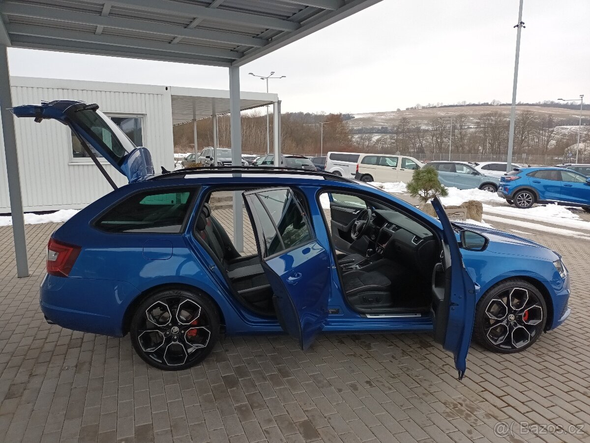 Škoda Octavia 2,0 TDI,RS,4X4,DSG,LED,CANTON - 9