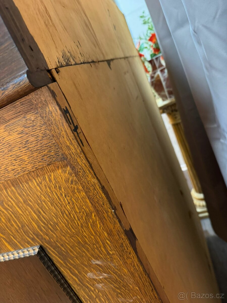 Monumentální skříň (141014) - 9