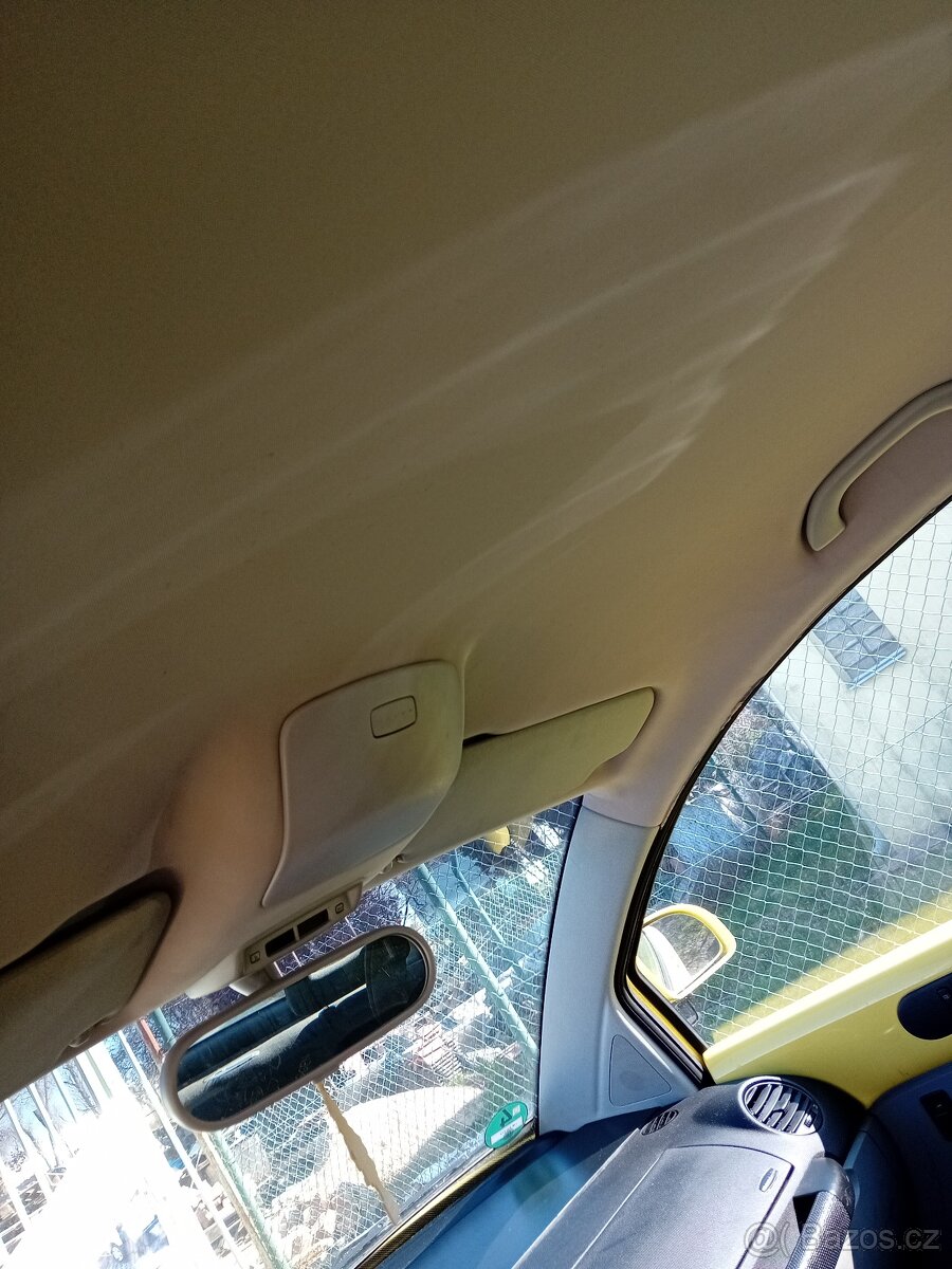 VW NEW BEETLE 2.0I-DILY - 9