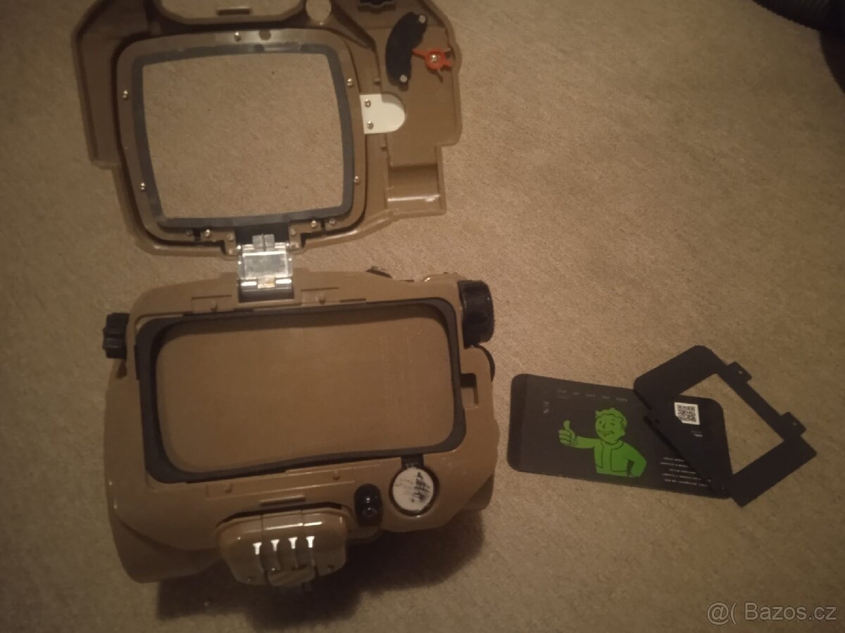 Pip-Boy 3000 Mk. IV (Fallout 4) - 9
