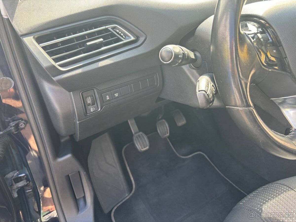 Peugeot 308 sw 2.0 BlueHDi - 9