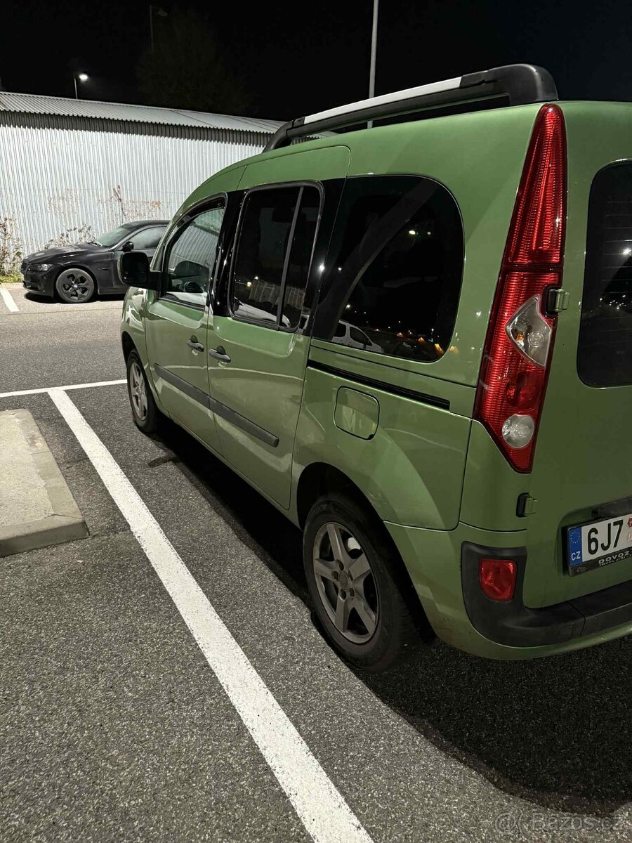 Renault kangoo 1.6 - 9