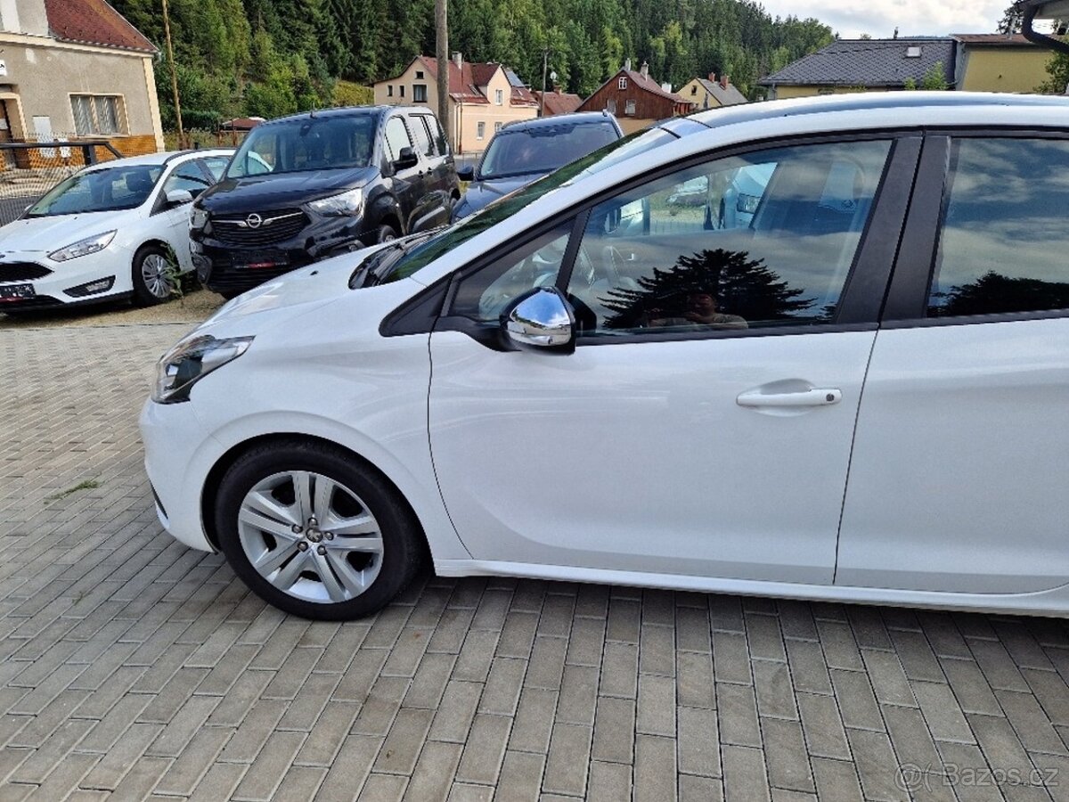 PEUGEOT 208 Style, 1.2 PT+LPG, r.v. 2016, nové rozvody - 9