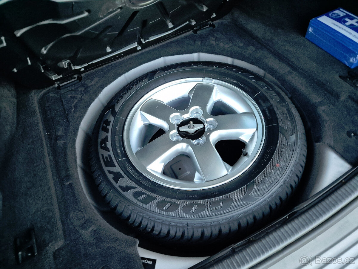 Jeep Grand Cherokee Overland 4.7 V8 H.O. 190kW - 9